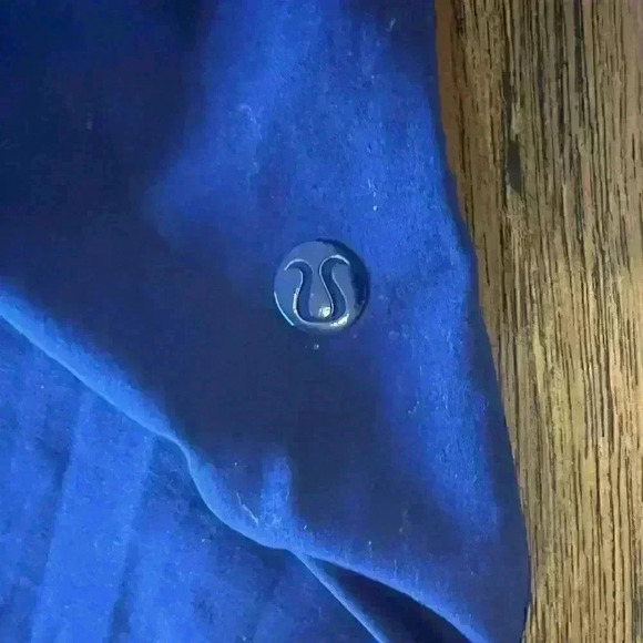 Lululemon Navy Joggers with Pockets-Size 6 - Picture 7 of 7